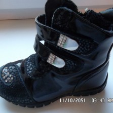 обувь для девочки возможен торг