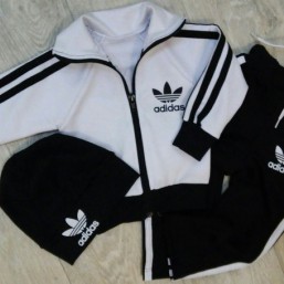 спорт костюм в наличии!!!настоящая двунитка,качество шикарное.