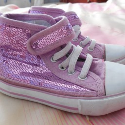 Крутые розовые кеды в пайетках, р 23, стелька 14 см, идеальные, яркие