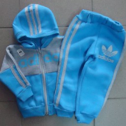 тринитка( на флисе) -очень приочень теплый костюм качество пошива-замечательное 255 грн ( коп)