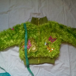 Курточка демисезонная