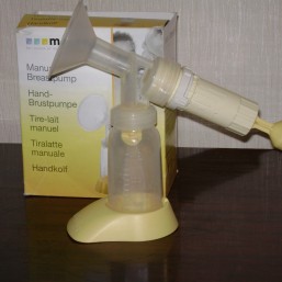 Молокоотсос Medela