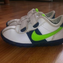 Кроссовки Nike 25 р. 15-15,5 см по стельке