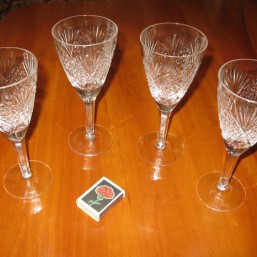 Продаются хрустальные ладья, салатницы,стаканы(кружки)