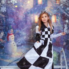 Прокат новогодних костюмов для девочек 4-9 лет