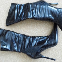 Кожаные женские демисезонный сапоги 