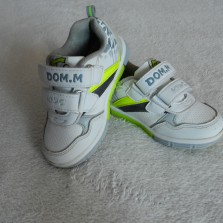 кроссовки 26 р