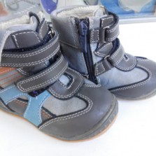 Продаю б/у осень - обувь