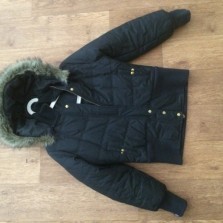 Adidas Куртка фирменная состояние как новая р 42-44