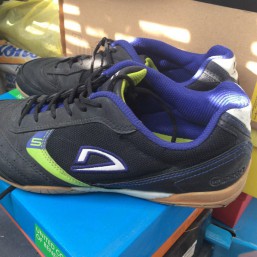 Кроссовки Demix 39 р. длина стельки 26см