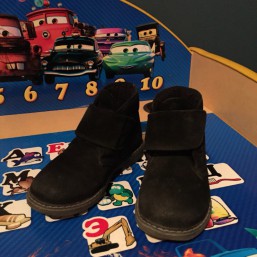 Димесезонные ботинки