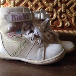 Сапожки на девочку весна- осень 