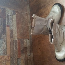 Фирменная обувь для девочки на сейчас