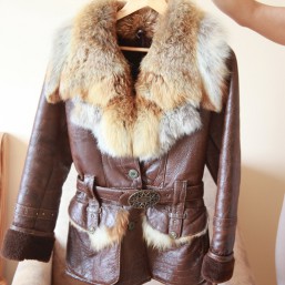 Дубленка натуральная, воротник - лиса