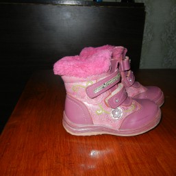 Зимние кожаные сапоги на цигейке