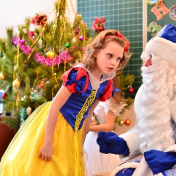 Дедушка Мороз и Снегурочка на Вашем празднике!