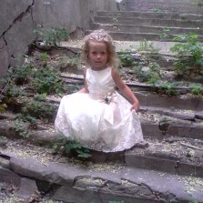 Нарядное красивое платье на прокат