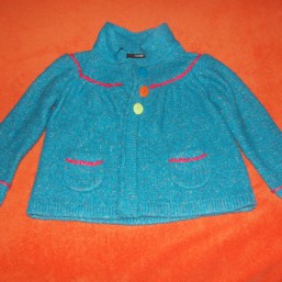 Кофты на девочку теплые