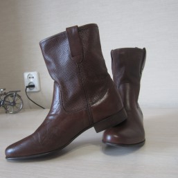 новые кожаные полусапожки Minelli(Италия) 38 раз