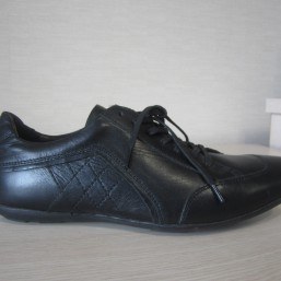 кожаные туфли 43 раз (новые)