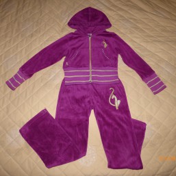 Спортивный костюм для девочки. торг