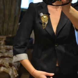 Продам новый темно-синий пиджак