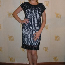 Нарядное ажурное вязаное платье 