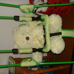 Новые напольные  детские качели для квартиры