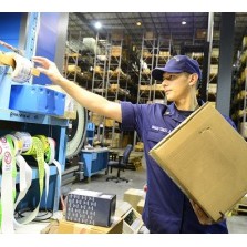 Кладовщик-комплектовщик