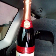 Продам вино Fragolino Fiorelli Rosso