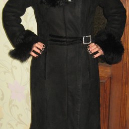 натуральная дубленка, р.44,  