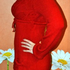 Свитер женский