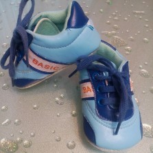 Пинетки-кроссовки для новорожденного