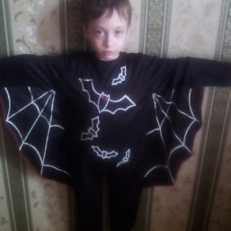 Новогодний костюм летучей мыши