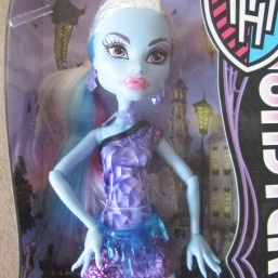 Кукла Monster High Abbey Bominable Scaris City of Frights