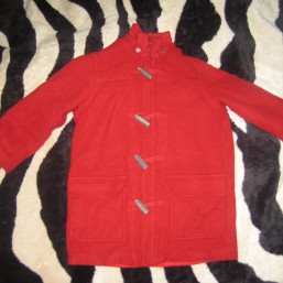 красное пальто зара 5-6 лет