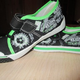 кроссовки Венгрия