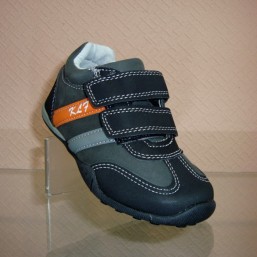 Спортивные туфли для мальчика 