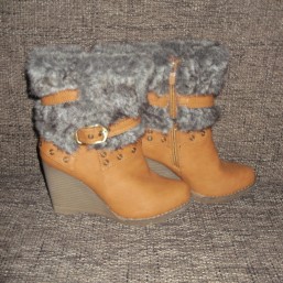 Сапожки рыжие.  Размер 37, по стельке 24см