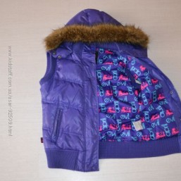 стильная брендовая жилетка