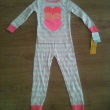 Продам новую коттоновую пижамку carters для девочки. размер 3т