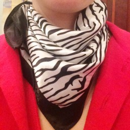 Атласный платок на шею с принтом зебры
