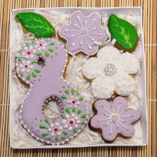 Оригинальные подарочные наборы ко Дню 8 Марта