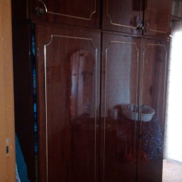 трехстворчатый шкаф с антрисолью