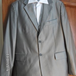Костюм классика 48 р.