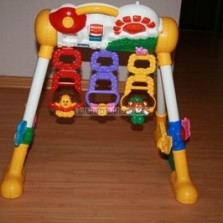 Продам развивающий центр (музыкальная панель) CHICCO