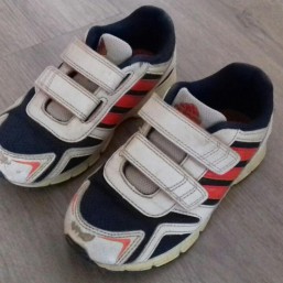 Кроссовки Adidas