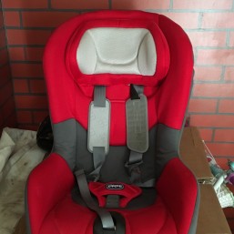 Автокресло Chicco (изофикс) 