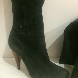 Сапоги женские(натуральный замш)