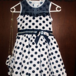 Нарядное платье на девочку 5-7 лет